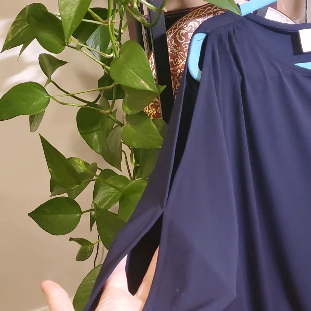 Chicos beekaboo sleeve navy blue top - Picture 3 of 6
